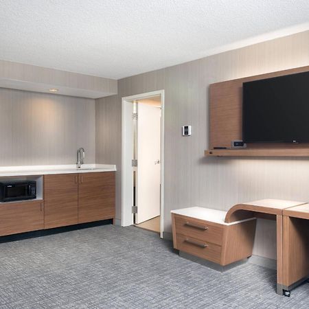 Courtyard By Marriott Lynchburg Hotel Exterior foto