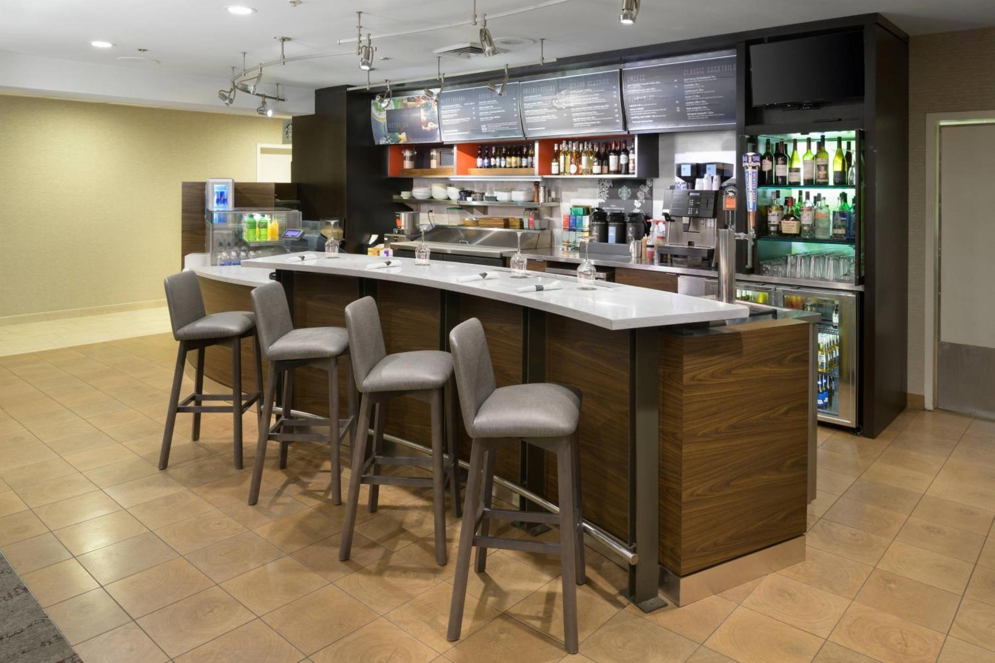 Courtyard By Marriott Lynchburg Hotel Exterior foto